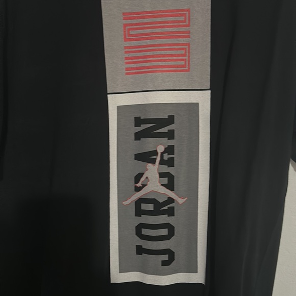 Jordan black T - Picture 2 of 2